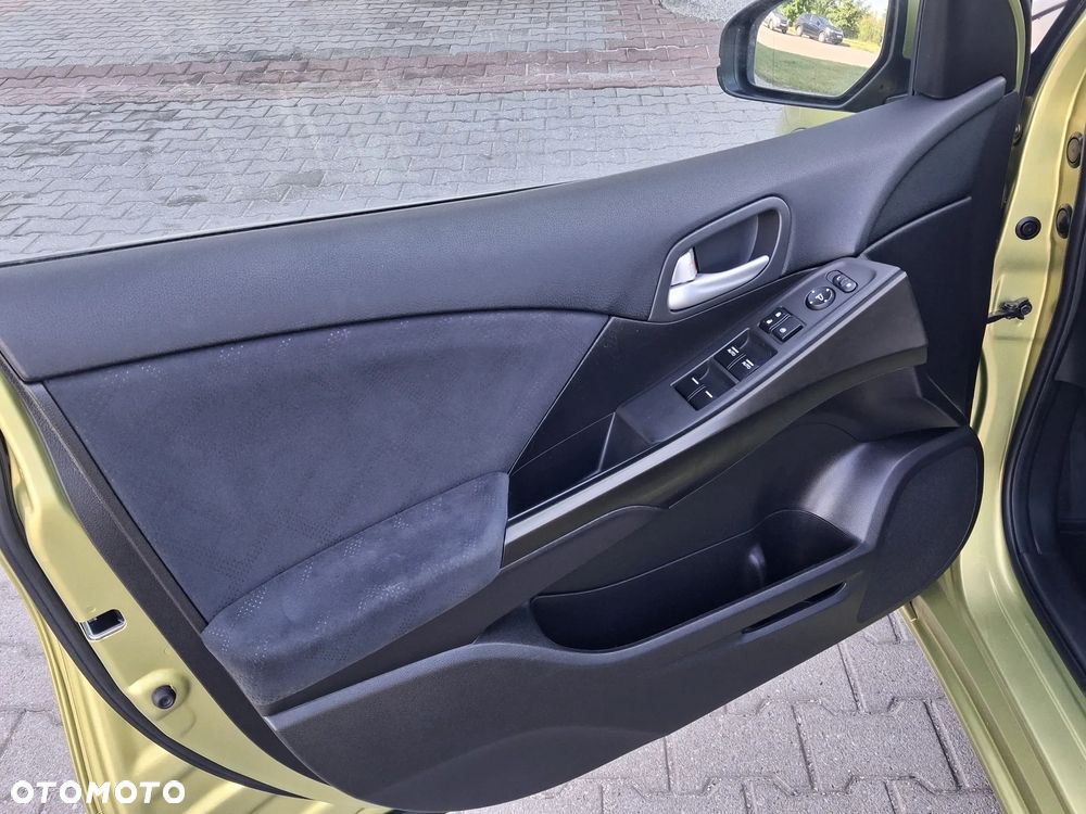 Honda Civic 1.4 i-VTEC Comfort - 23