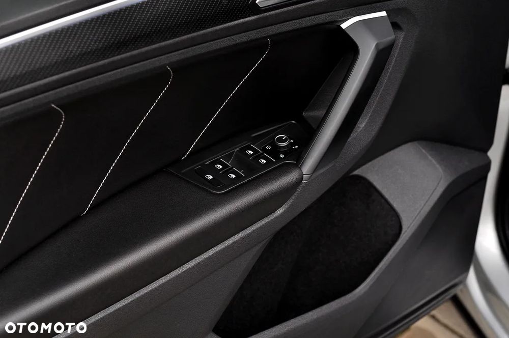 Volkswagen Tiguan 2.0 TDI SCR DSG R-Line - 23