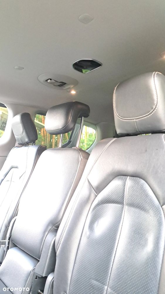 Chrysler Pacifica - 19