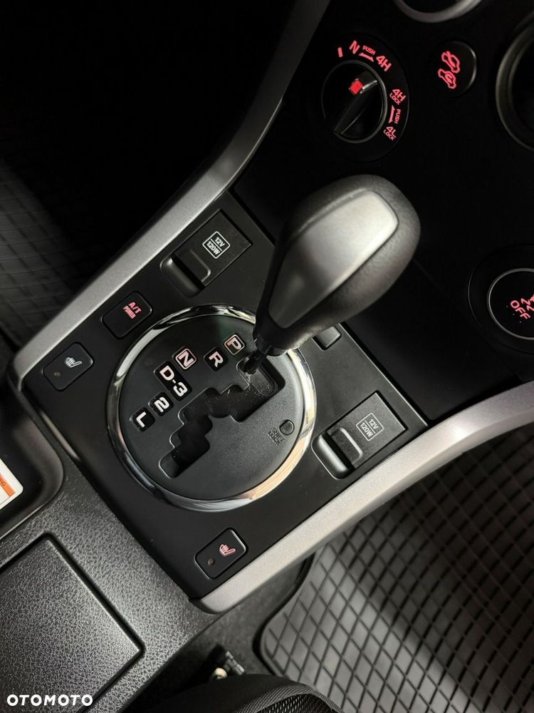 Suzuki Grand Vitara - 28