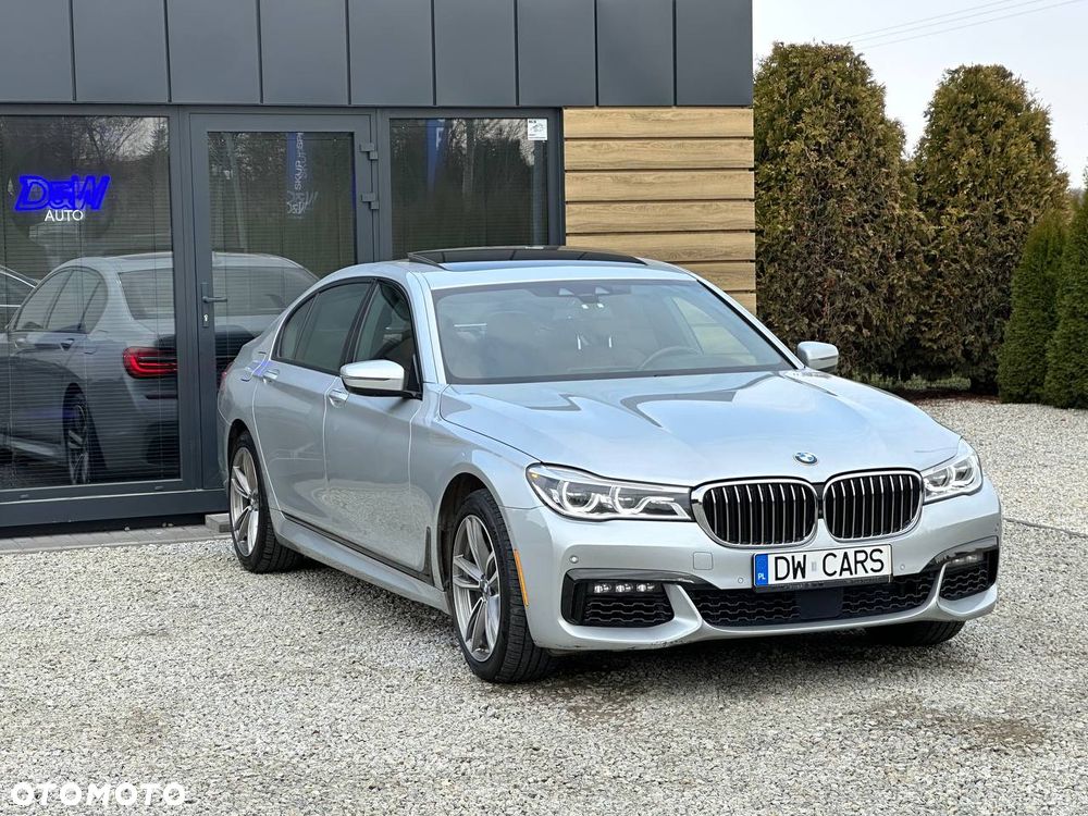 BMW Seria 7 750Li xDrive - 3