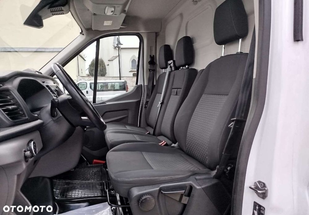 Ford Transit - 10