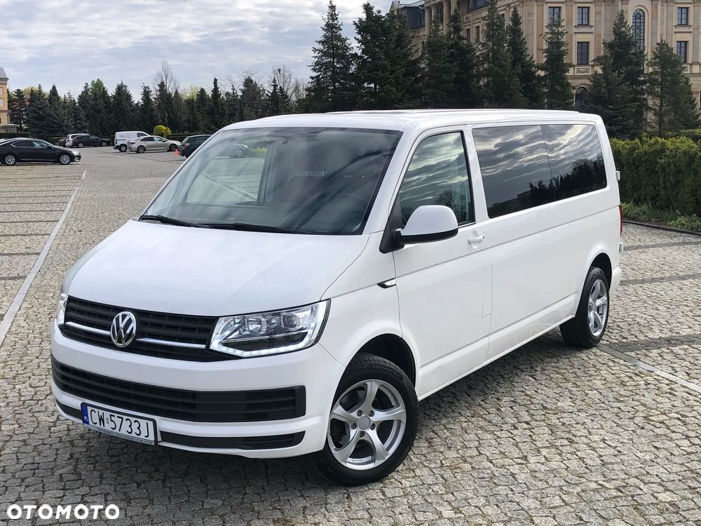 Volkswagen Caravelle - 1