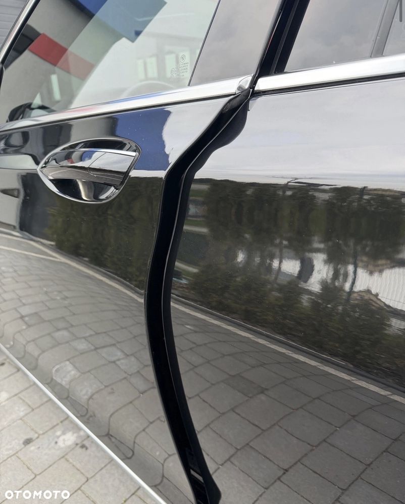 BMW Seria 7 740Li - 33
