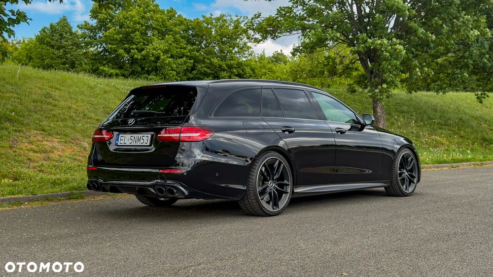 Mercedes-Benz Klasa E AMG 53 4Matic+ AMG Speedshift TCT-9G - 3