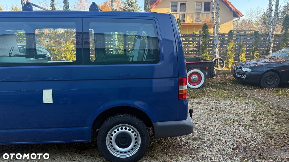 Volkswagen Transporter Caravelle Kurz (5.Si.) - 33