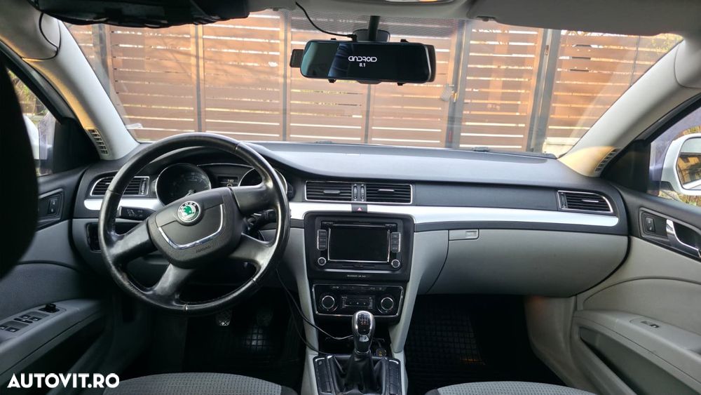 Skoda Superb 1.8 TSI Comfort - 4