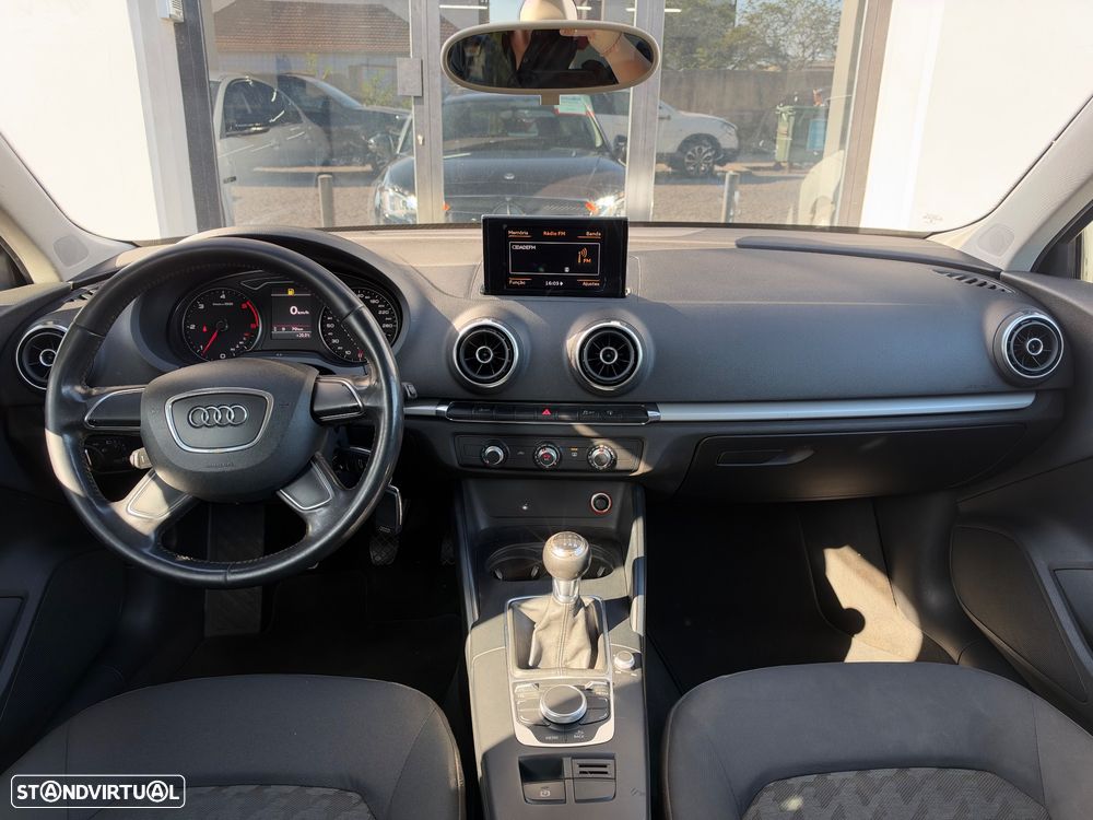 Audi A3 1.6 TDI (clean diesel) Attraction - 15
