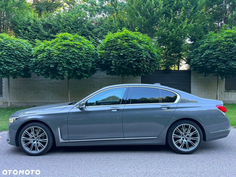 BMW Seria 7 740d xDrive - 10