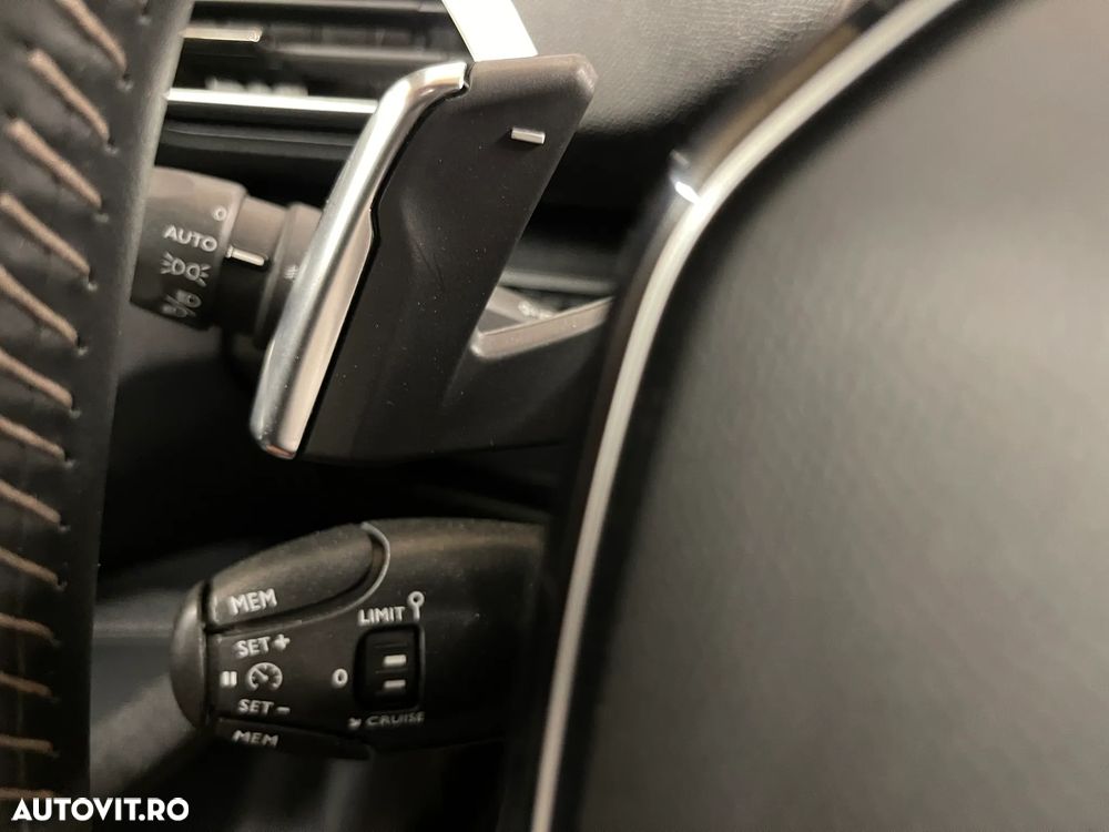 Peugeot 3008 PureTech 130 Stop & Start GPF EAT8 Active Business-Paket - 24