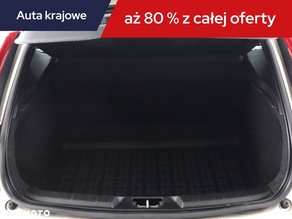 Volvo V40 - 16