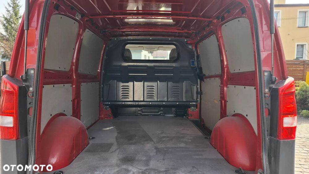 Mercedes-Benz Vito - 20