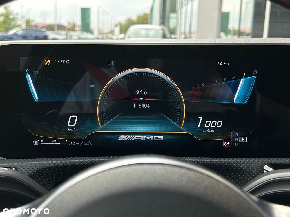Mercedes-Benz CLA AMG 35 4-Matic 7G-DCT - 24