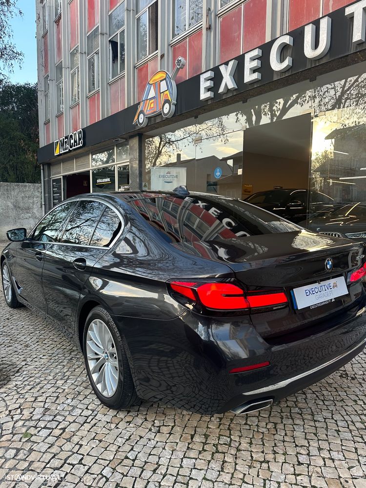 BMW 530 e Line Luxury - 3