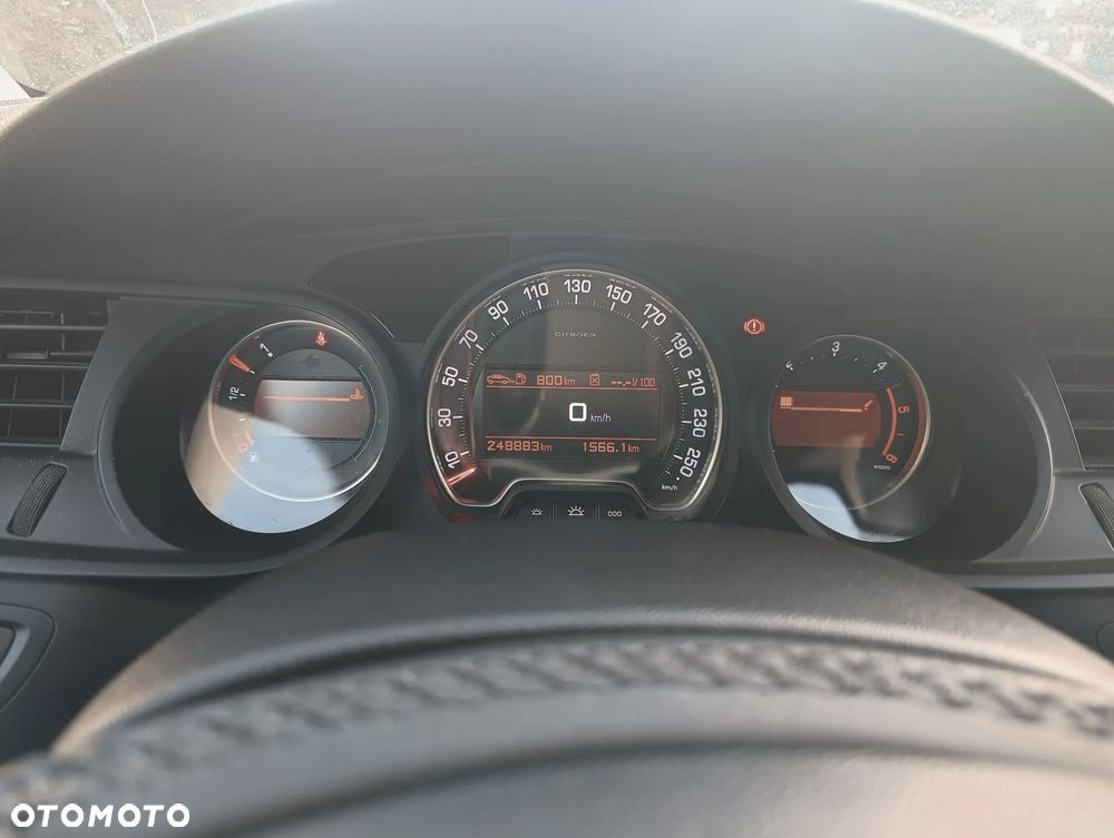 Citroën C5 2.0 HDi Exclusive - 23