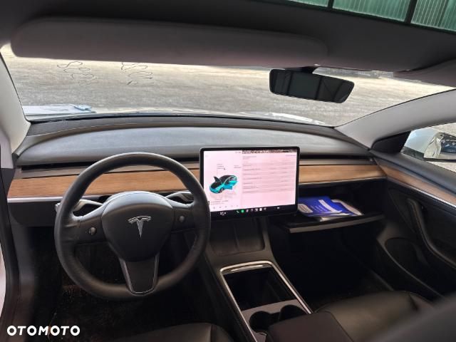 Tesla Model 3 Langstreckenbatterie Allradantrieb Dual Motor - 14