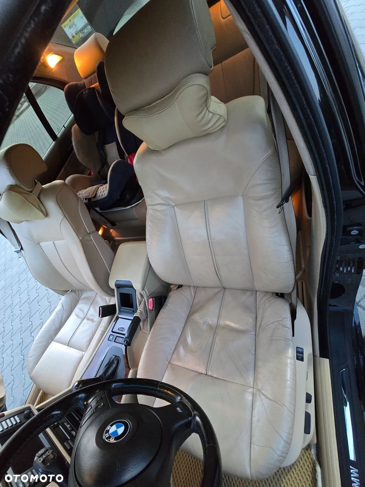 BMW Seria 5 - 25