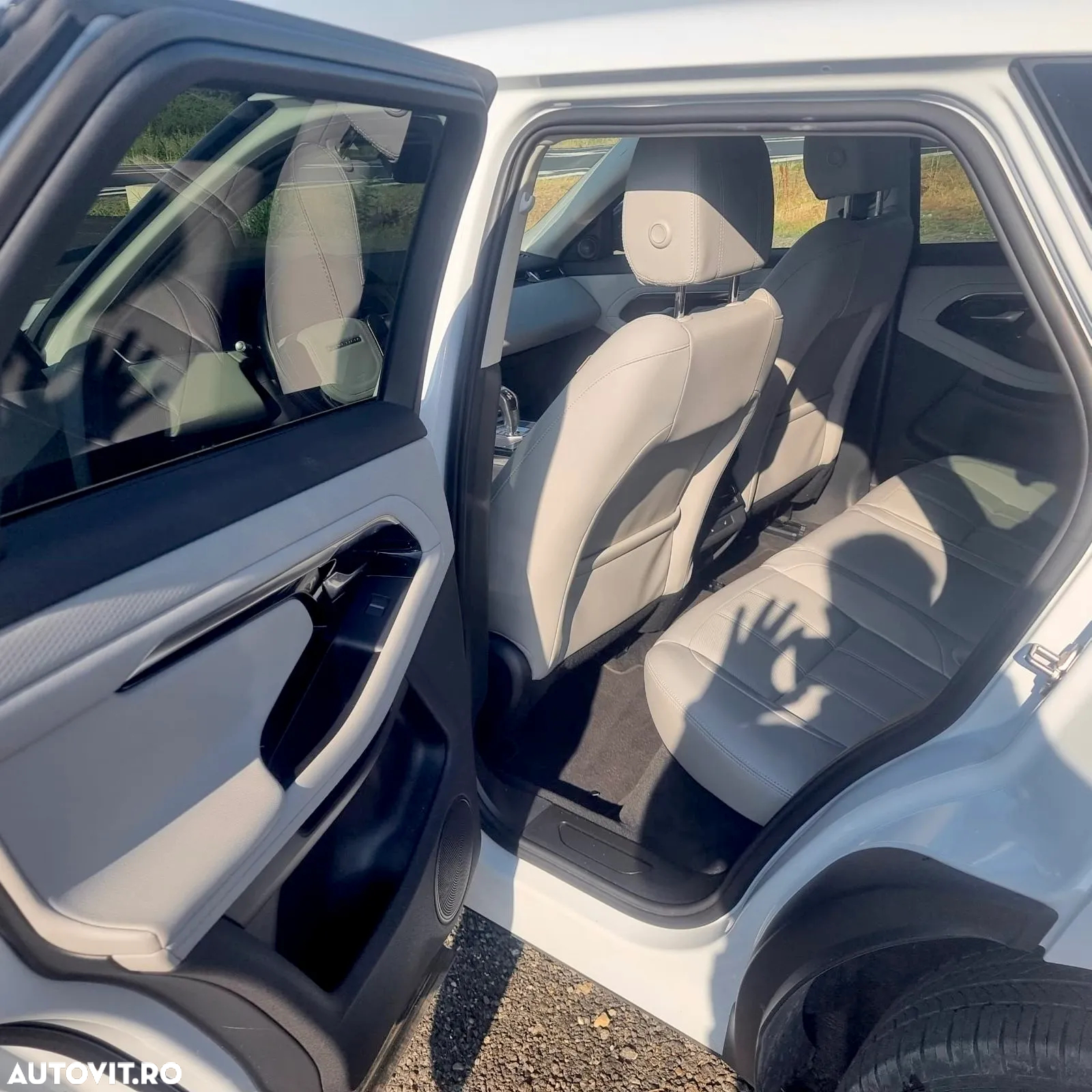 Land Rover Range Rover Evoque 2.0 D150 S - 8