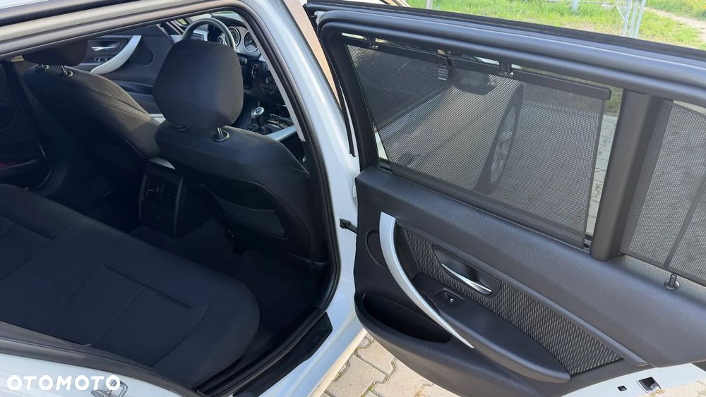 BMW Seria 3 320d - 20