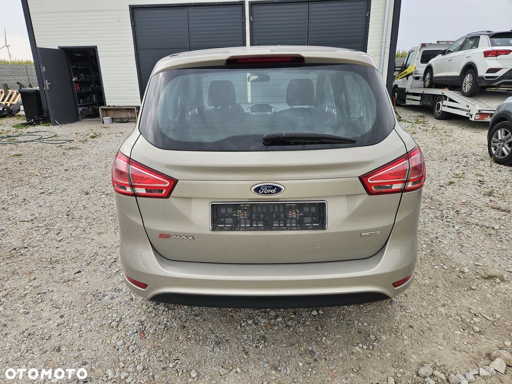 Ford B-MAX 1.0 EcoBoost Titanium EU6 - 12