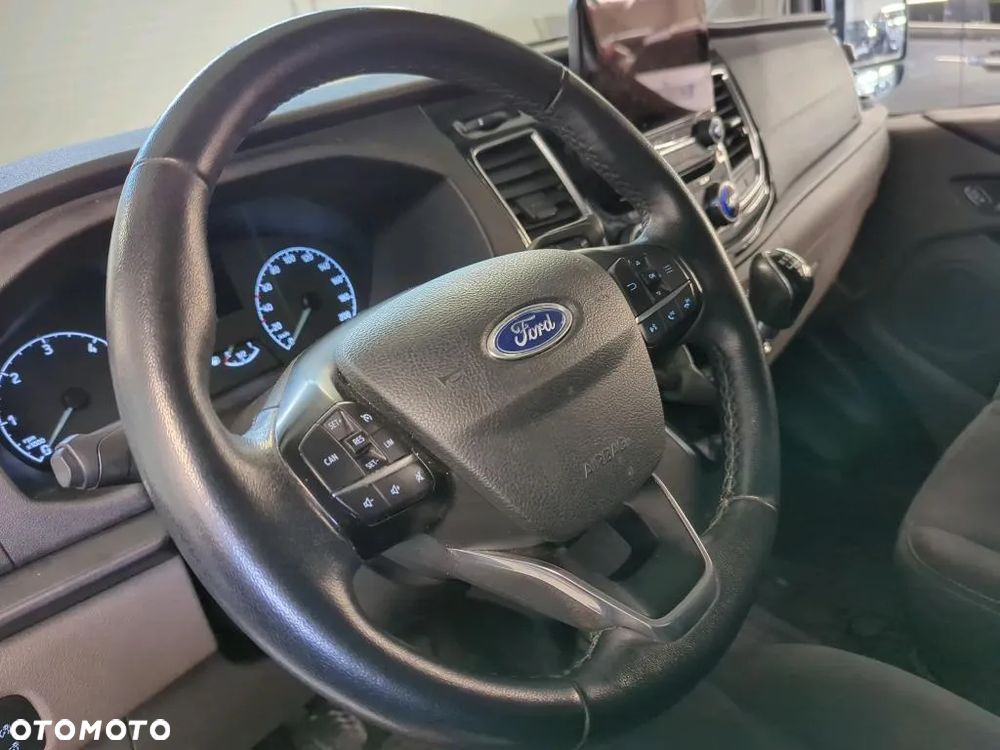 Ford CUSTOM LIMITED EDITION KOMFORT+ REF. KSENONOWE PLUS LEDOWE, NAWIGACJA, KAMERA, PARKTRONIKI, ZABUDOWA SERWIS, WARSZTAT, WINDA - RAMPA NAJAZD TRANSPORTOWY - 22