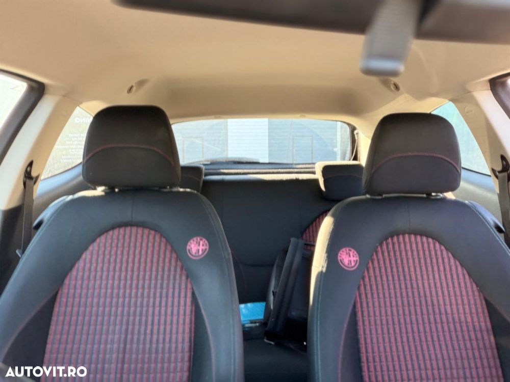 Alfa Romeo Mito 1.6 MJet Distinctive - 23