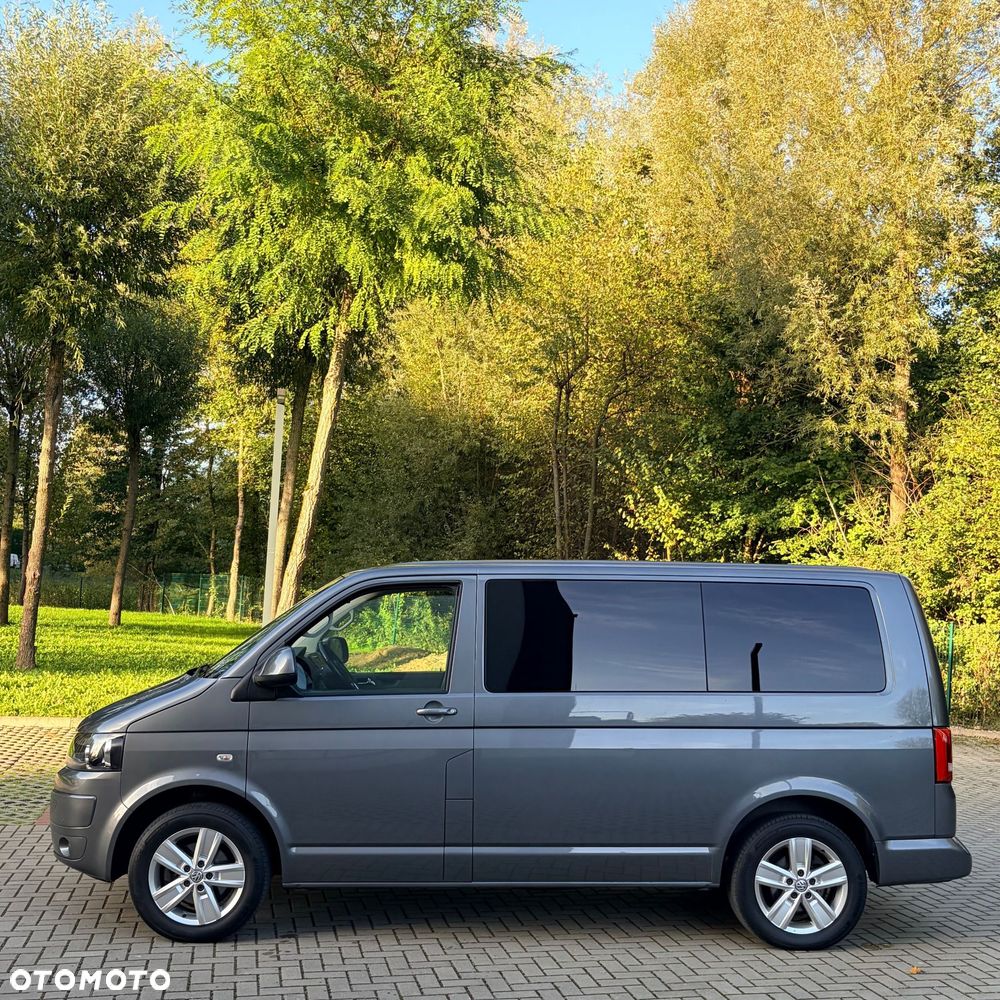 Volkswagen Multivan - 14