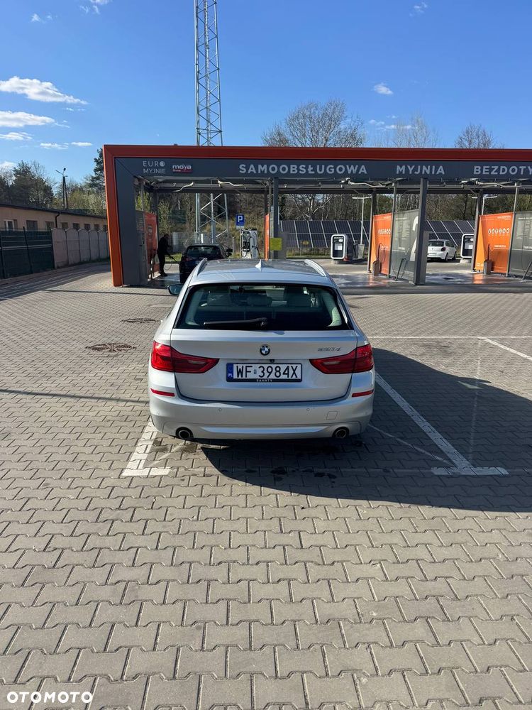 BMW Seria 5 520d - 6