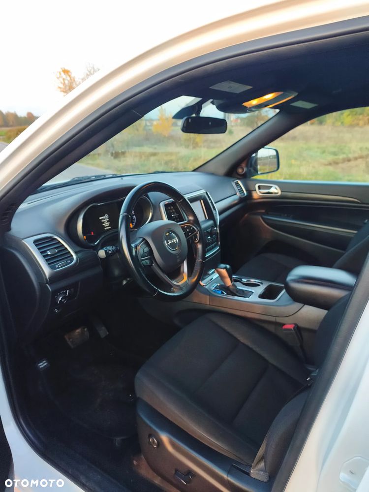 Jeep Grand Cherokee - 10