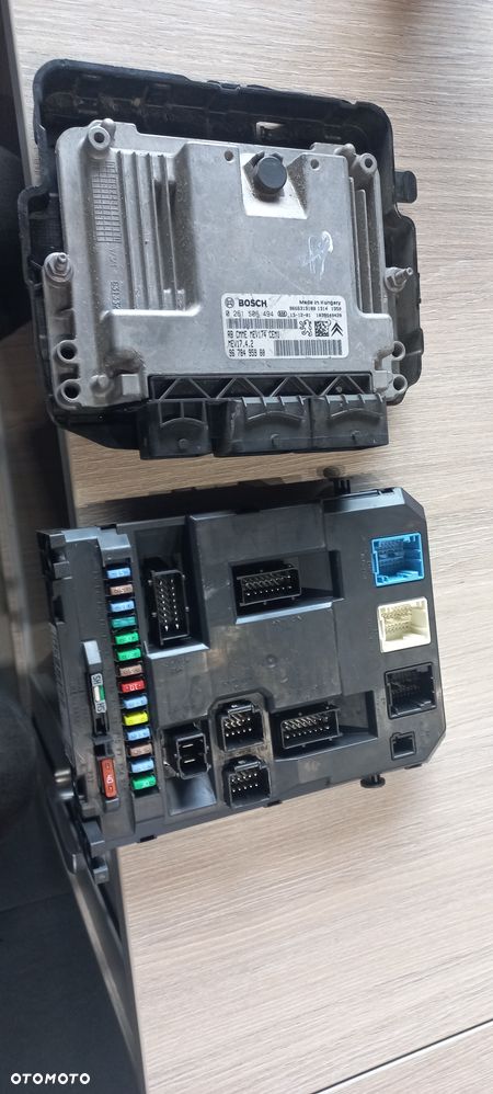 Citroen C3 Picasso 1.4 VTI 13r komputer bsi zestaw startowy kpl - 1