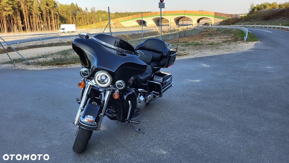 Harley-Davidson FLHTCU Ultra - 12
