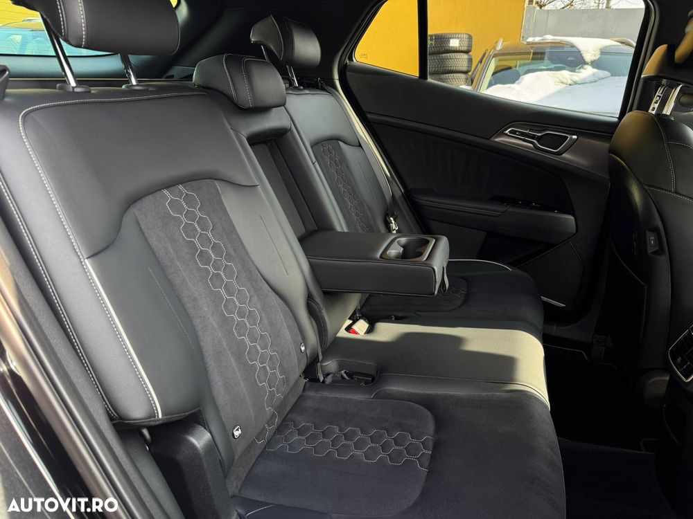 Kia Sportage 1.6 T-GDI PHEV 6AT 4x4 GT Line - 23