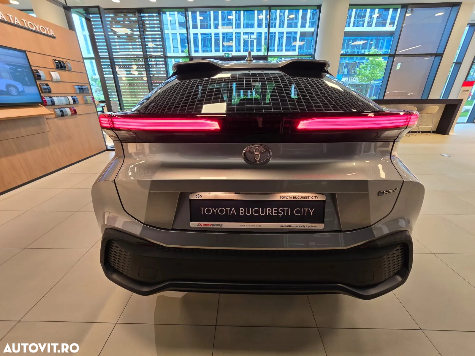 Toyota C-HR - 7