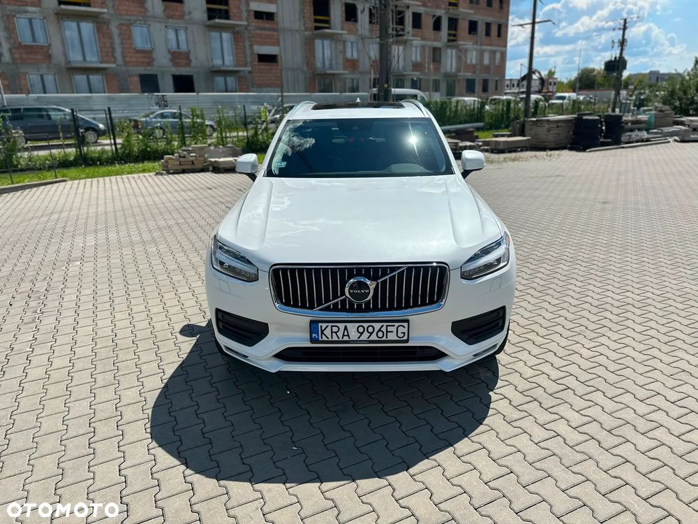 Volvo XC 90 - 9