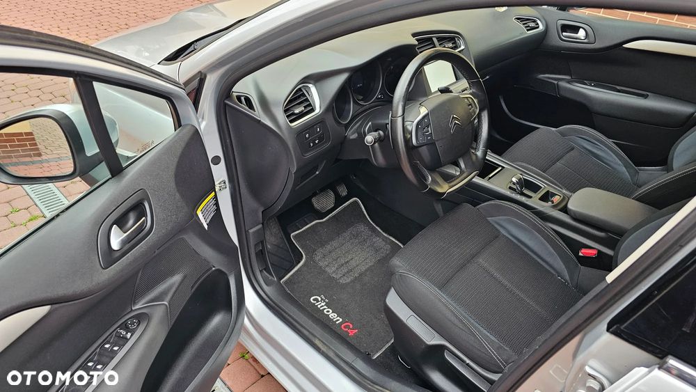 Citroën C4 e-HDi 115 ETG6 Exclusive - 7