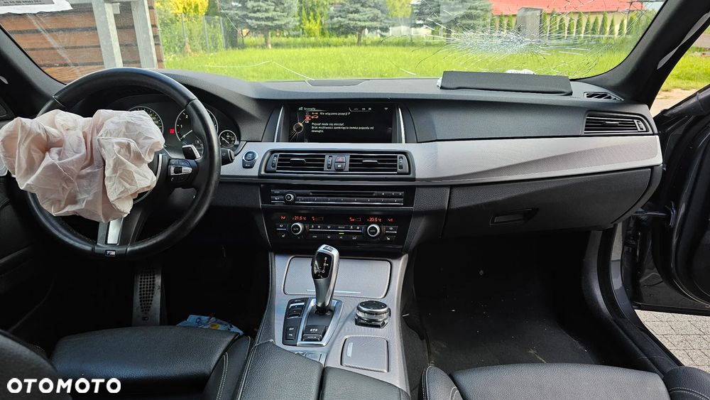 BMW Seria 5 520d xDrive M Sport Edition - 11