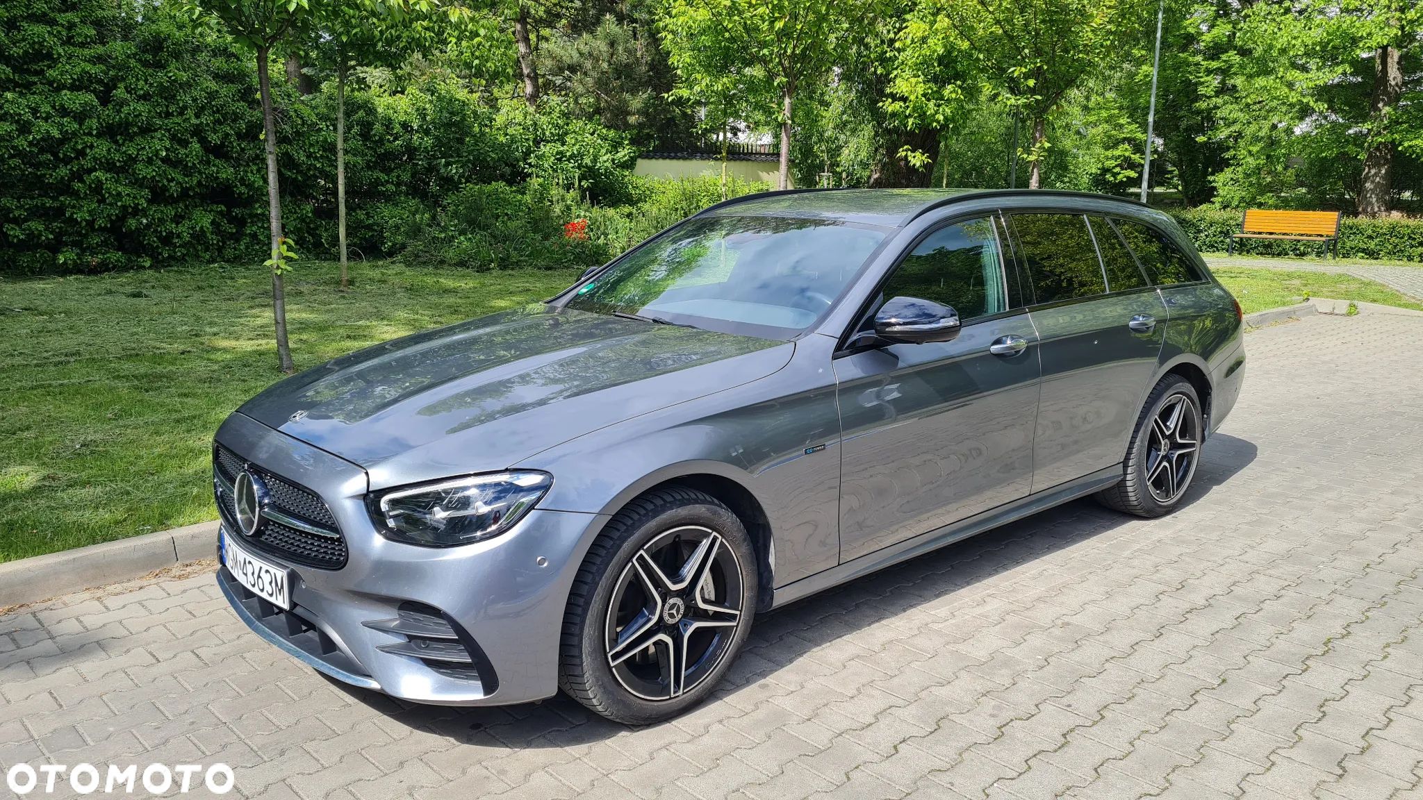Mercedes-Benz Klasa E 300 de T 9G-TRONIC AMG Line - 1