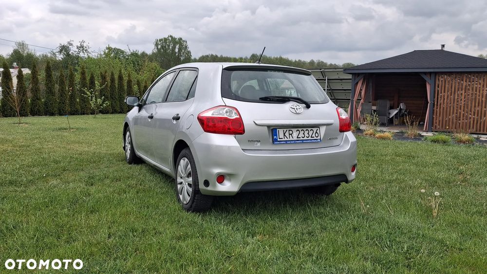Toyota Auris 1.6 Sol - 6