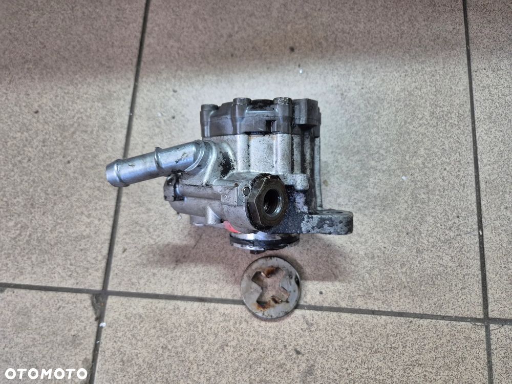 POMPA WSPOMAGANIA IVECO DAILY JUMPER BOXER DUCATO 3.0 HDI 11-13r.+  EURO 5 - 1