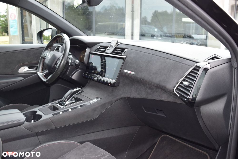 DS Automobiles DS 7 Crossback 1.6 PureTech GPF Performance Line + - 21