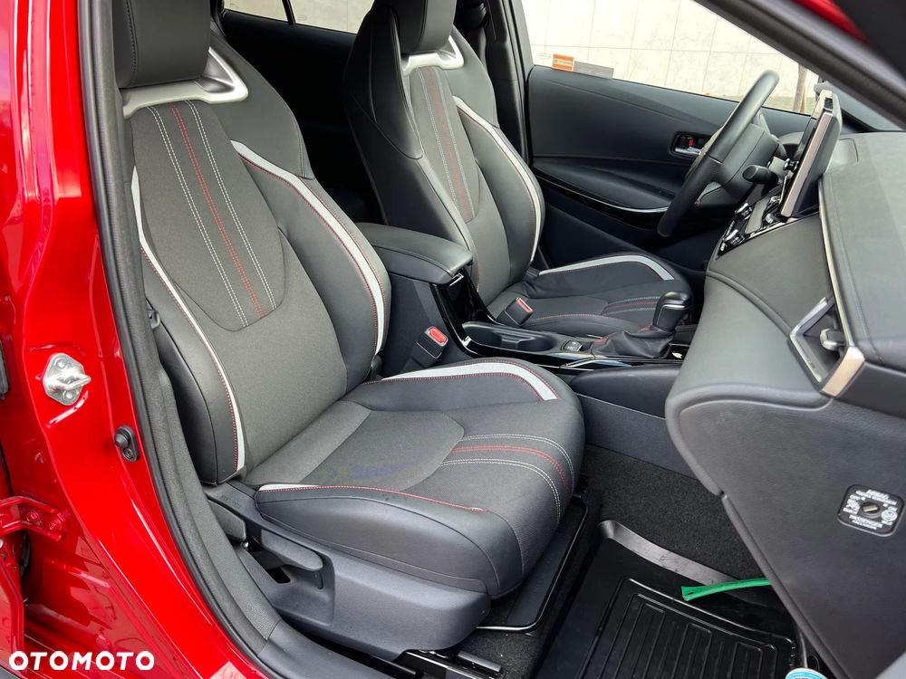 Toyota Corolla 1.8 Hybrid GR Sport - 31