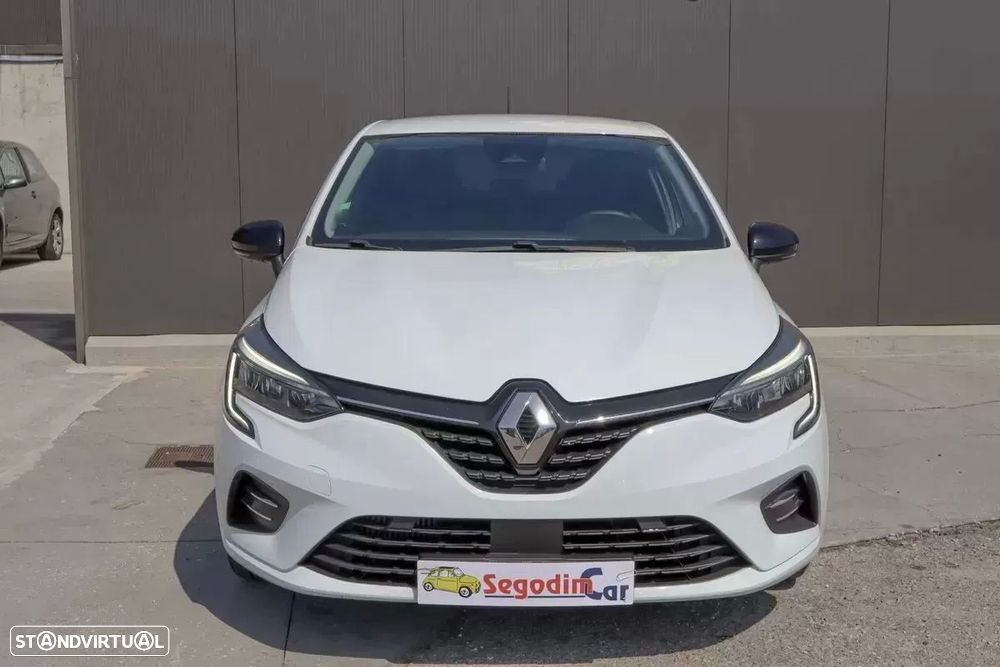 Renault Clio 2021 photo 2
