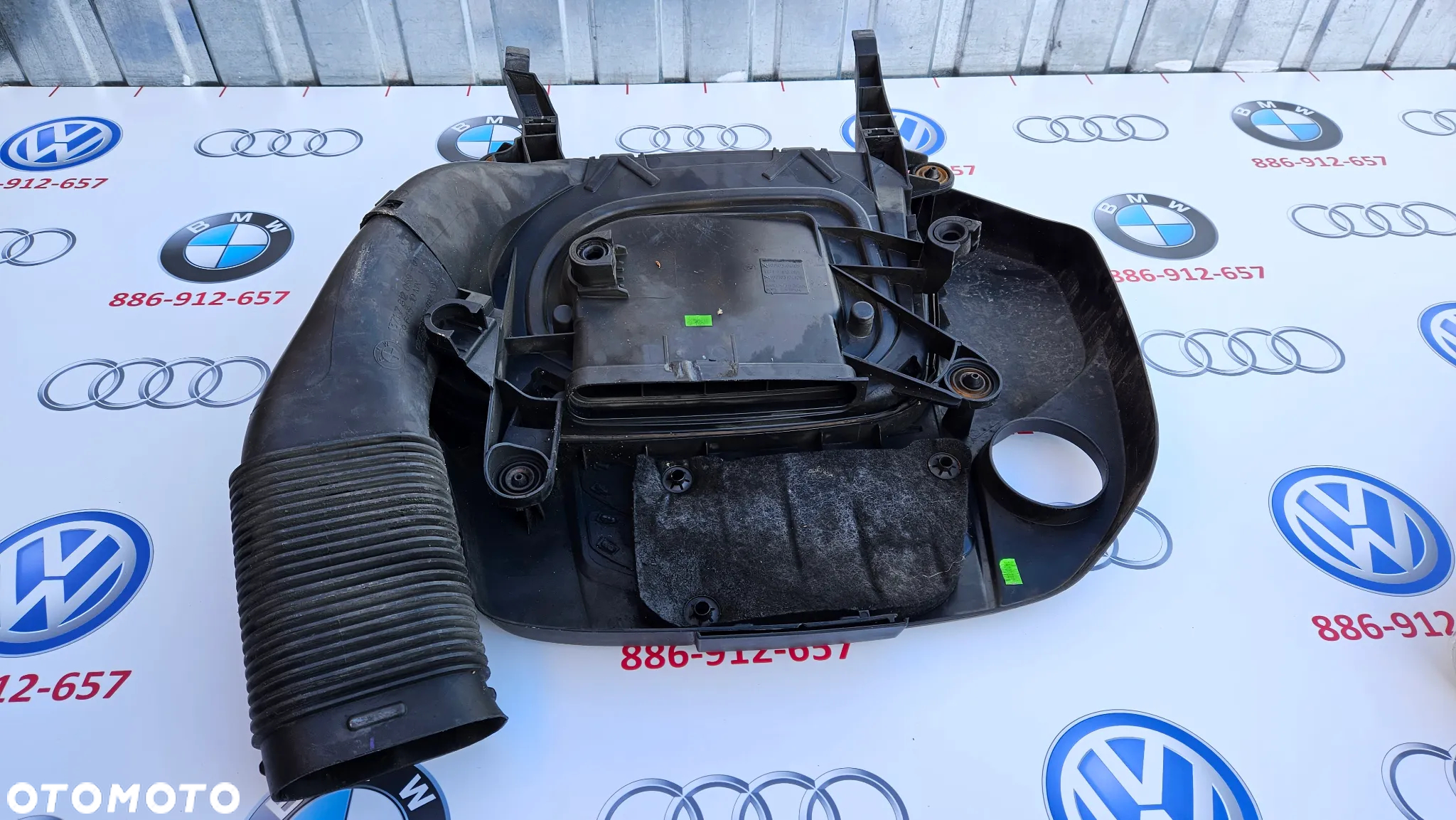 BMW X5 E70 LCI X6 E71 LCI 3.0D N57 Kompletna górna osłona silnika z dolotem filtrem 7812061 7812063 - 10