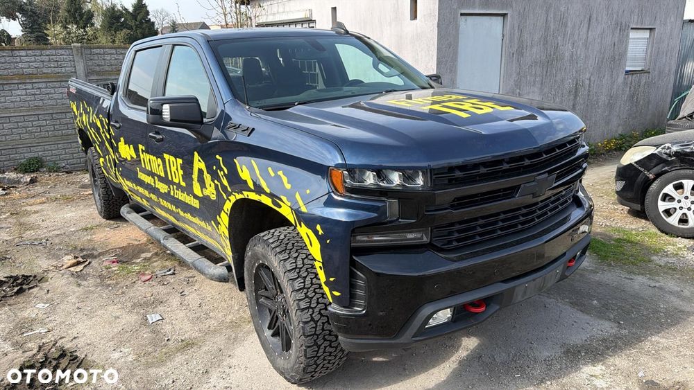 Chevrolet Silverado - 5