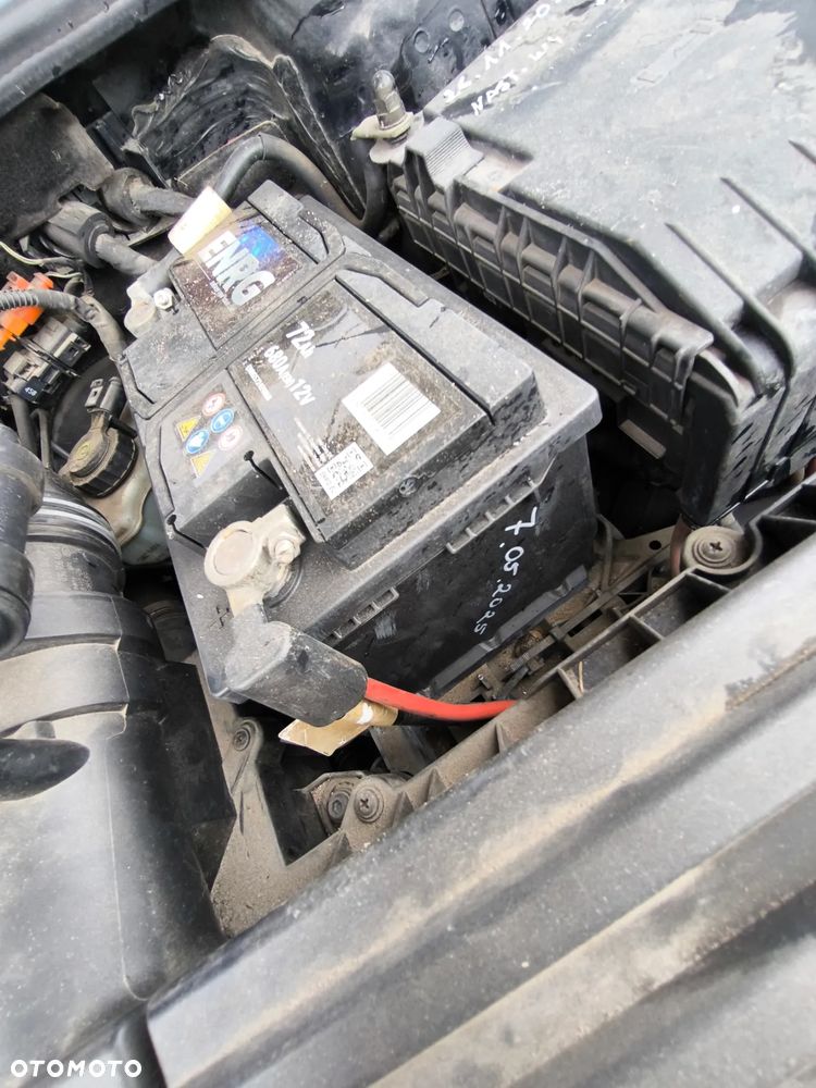 Volkswagen Golf VI 2.0 TDI Comfortline - 13