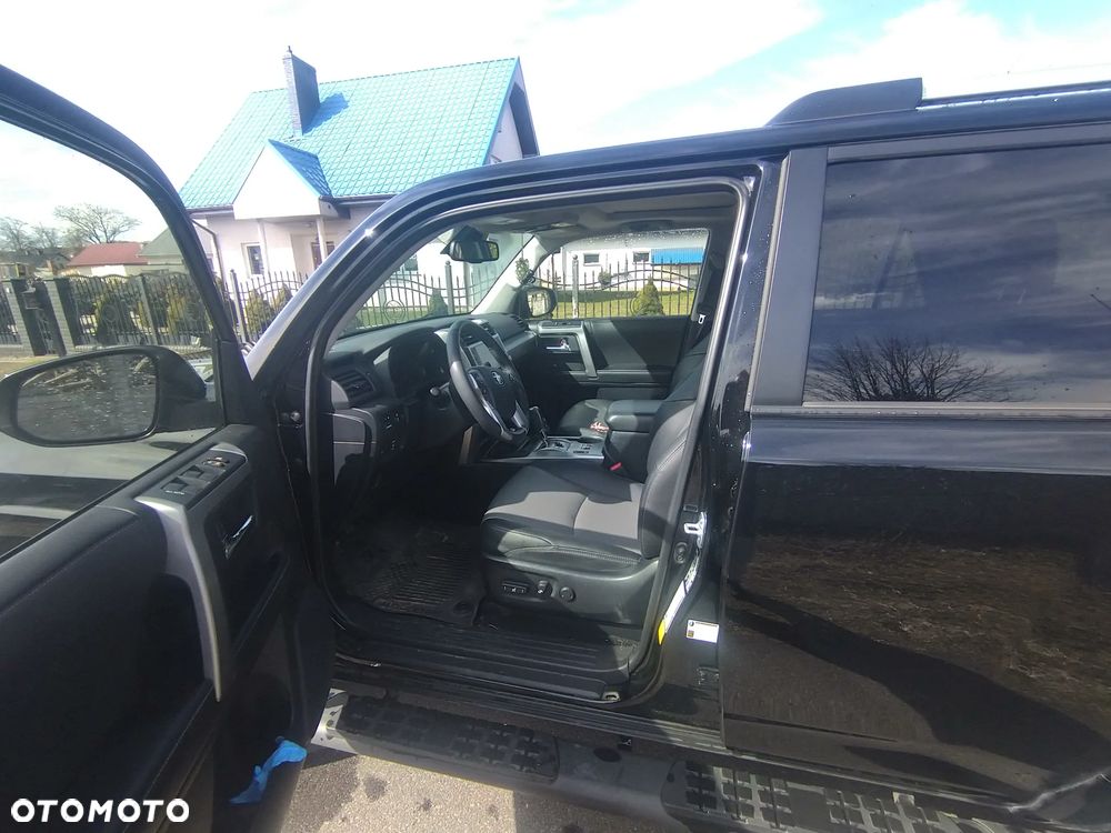 Toyota 4-Runner - 13