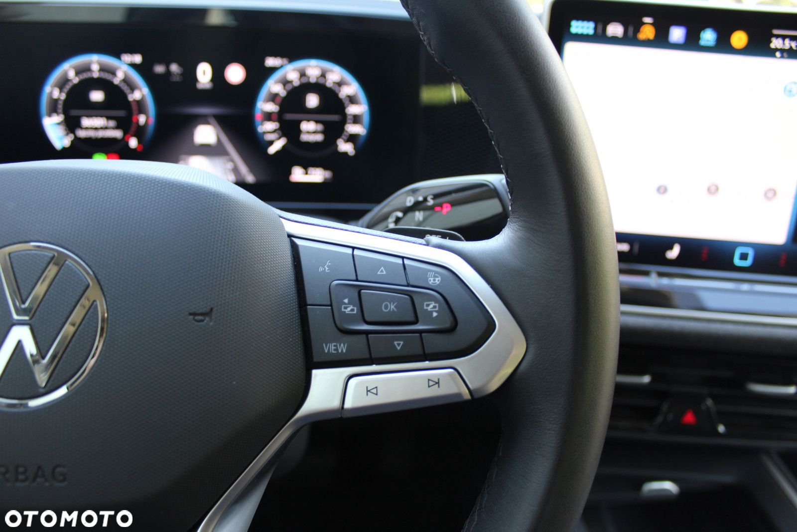 Volkswagen Passat - 33