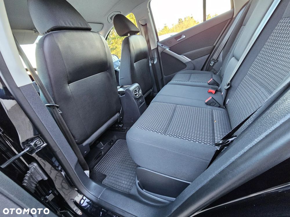 Volkswagen Tiguan 1.4 TSI BlueMotion Technology Exclusive - 24