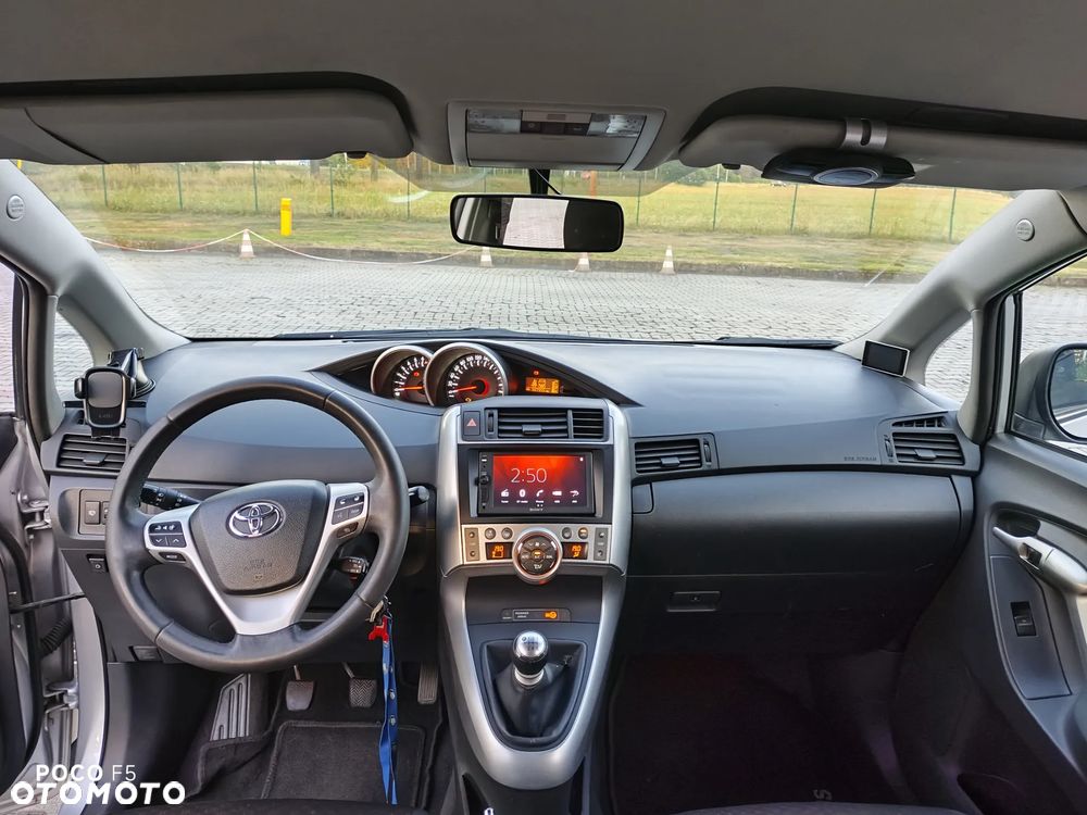 Toyota Verso 1.8 Sol plus 7os - 36