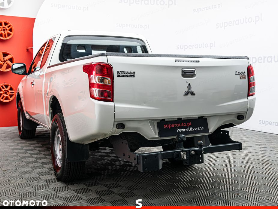 Mitsubishi L200 - 22